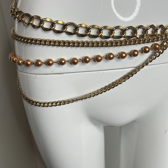 Gold Chain and Rose Pearl Drop Four Strand Adjustable Chain Belt - Picture 4 of 6